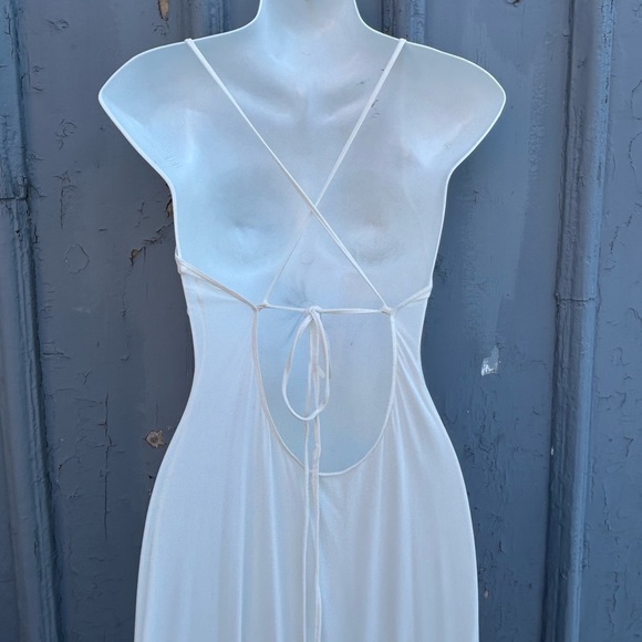 Skims Sheer Cream Maxi Slip, size L - Picture 7 of 9